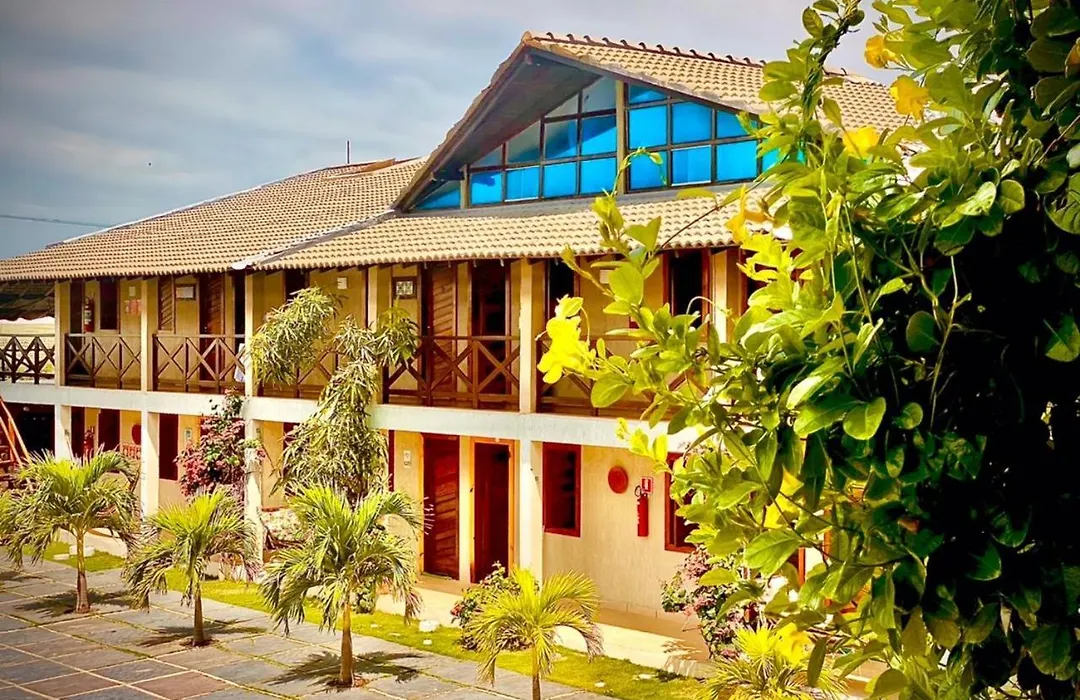 Leao Beach Pousada-1